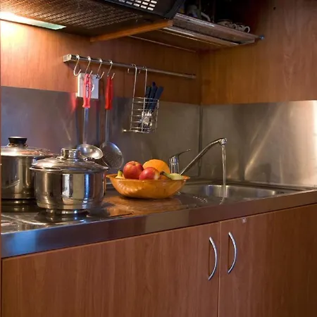 Apartamento George Yénion