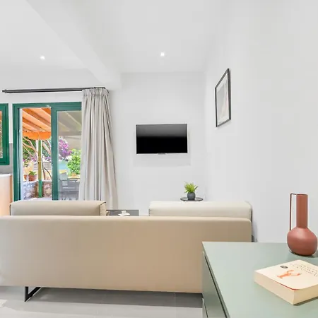 Apartamento George Yénion